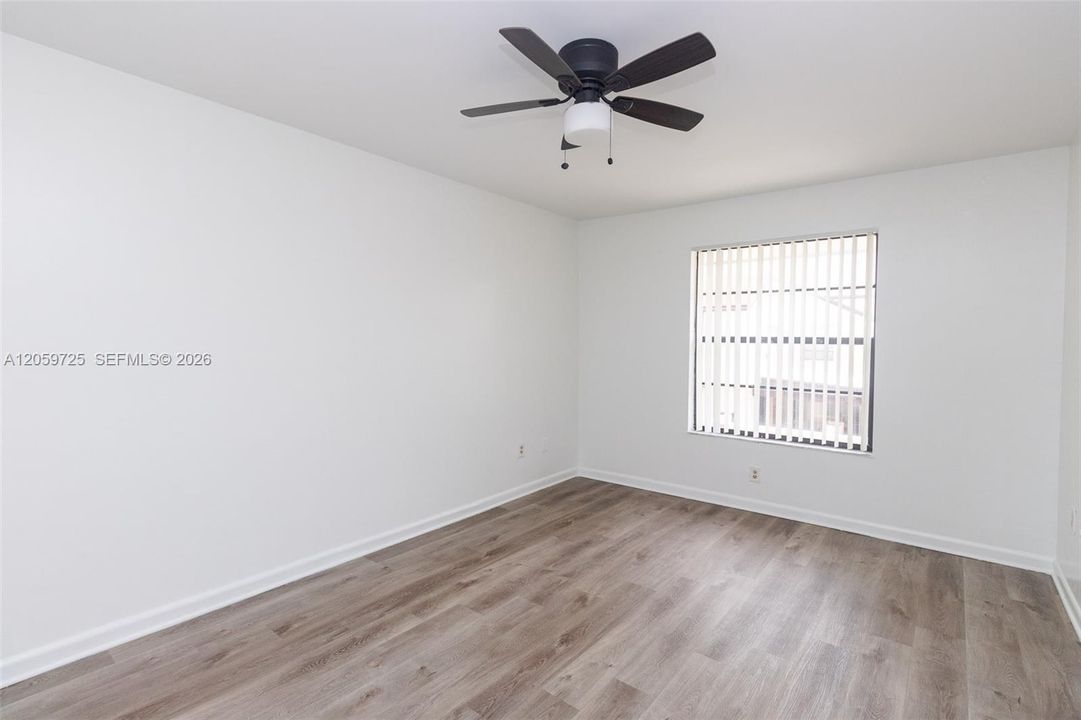En Renta: $3,100 (3 camas, 2 baños, 1280 Pies cuadrados)