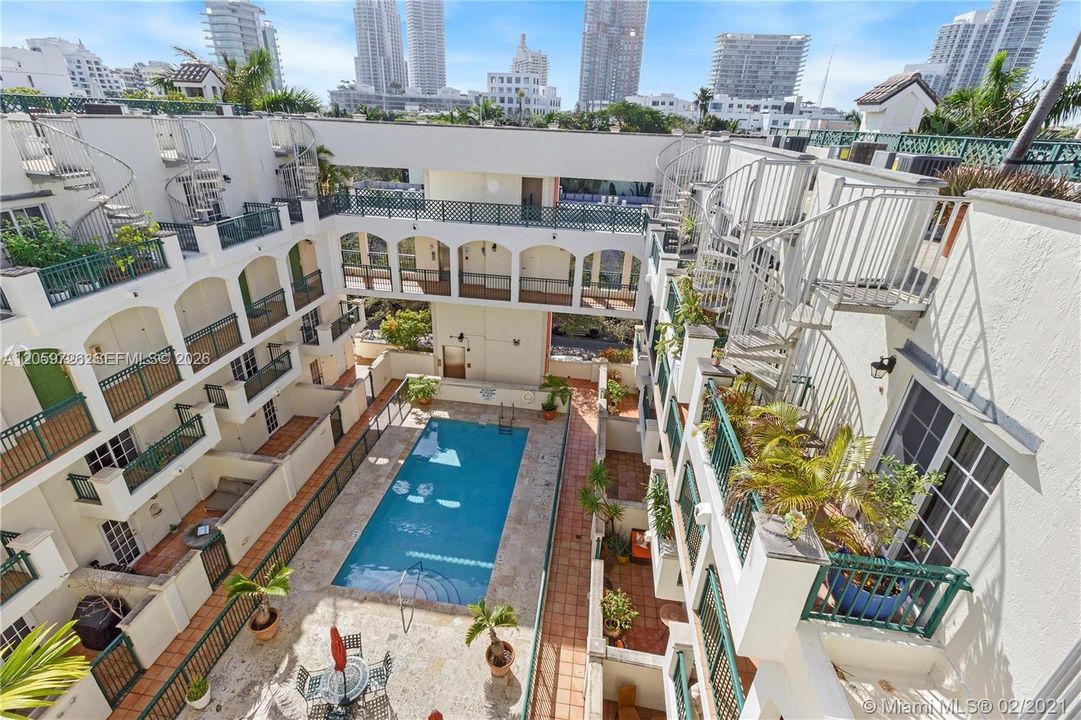 En Venta: $889,999 (2 camas, 2 baños, 1190 Pies cuadrados)