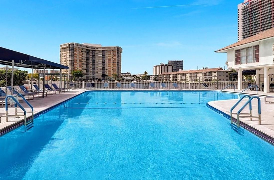 В аренду: $3,000 (2 спален, 2 ванн, 1200 Квадратных фут)