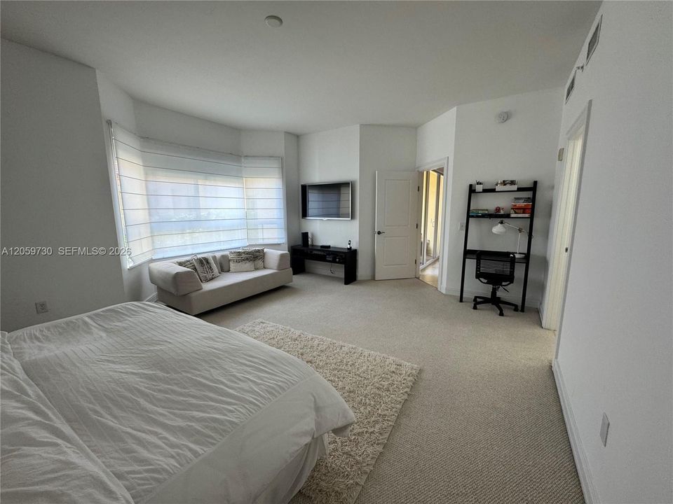En Venta: $499,000 (2 camas, 2 baños, 1289 Pies cuadrados)