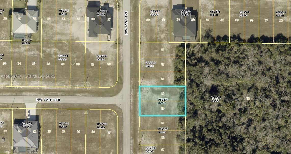На продажу: $75,000 (0.23 acres)