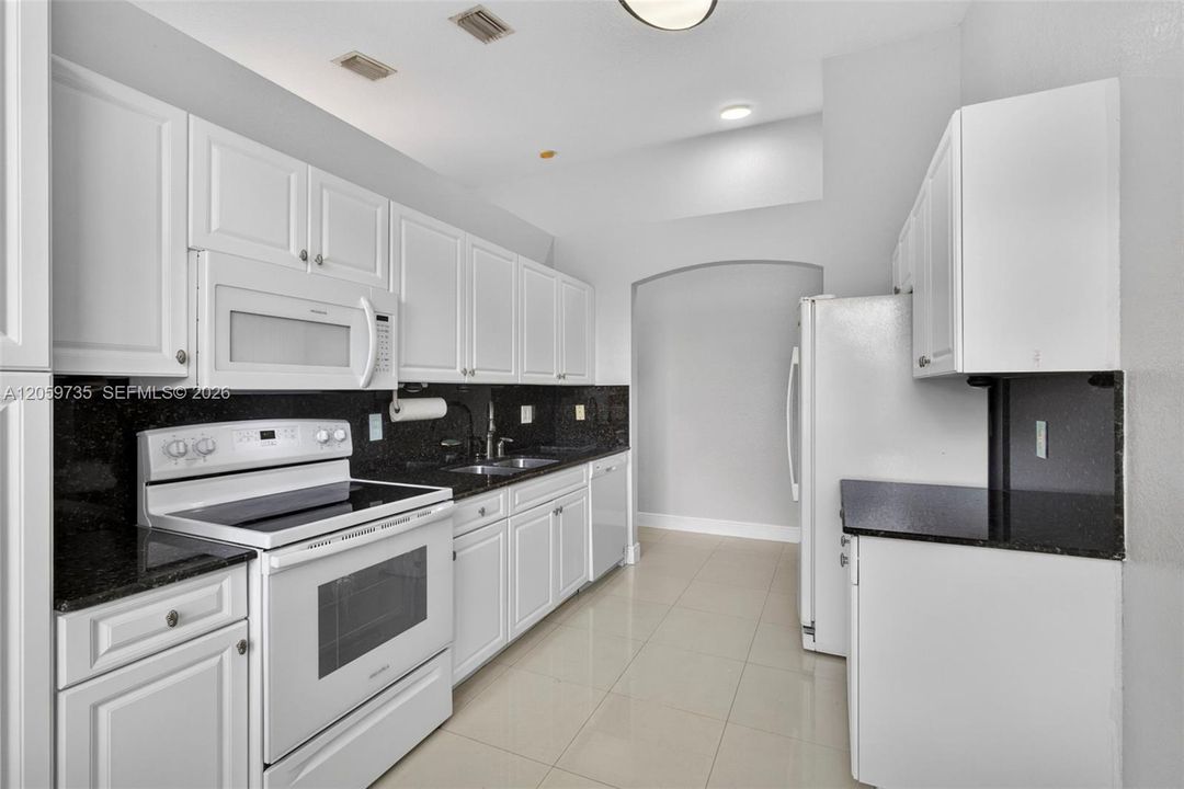В аренду: $2,995 (3 спален, 2 ванн, 1482 Квадратных фут)