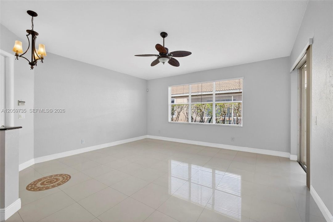 В аренду: $2,995 (3 спален, 2 ванн, 1482 Квадратных фут)