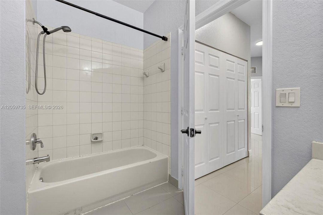 В аренду: $2,995 (3 спален, 2 ванн, 1482 Квадратных фут)