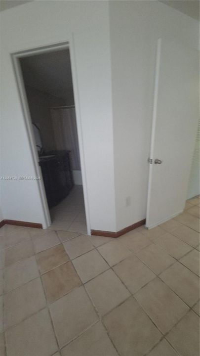 В аренду: $2,500 (2 спален, 2 ванн, 1000 Квадратных фут)