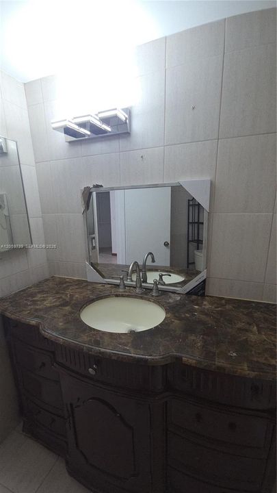 В аренду: $2,500 (2 спален, 2 ванн, 1000 Квадратных фут)
