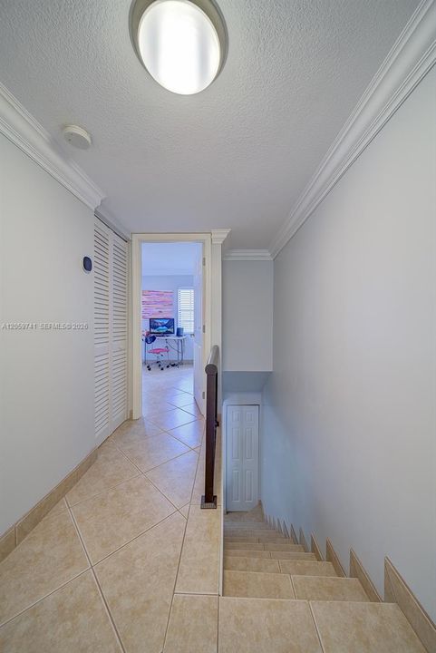 В аренду: $2,850 (2 спален, 2 ванн, 1007 Квадратных фут)
