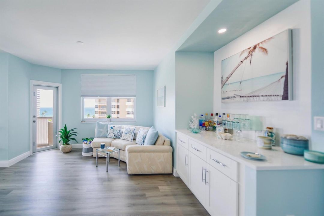 3 RE 1985 S Ocean Dr, apt. 8P, Hallandal