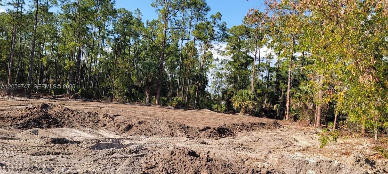 На продажу: $38,900 (0.25 acres)