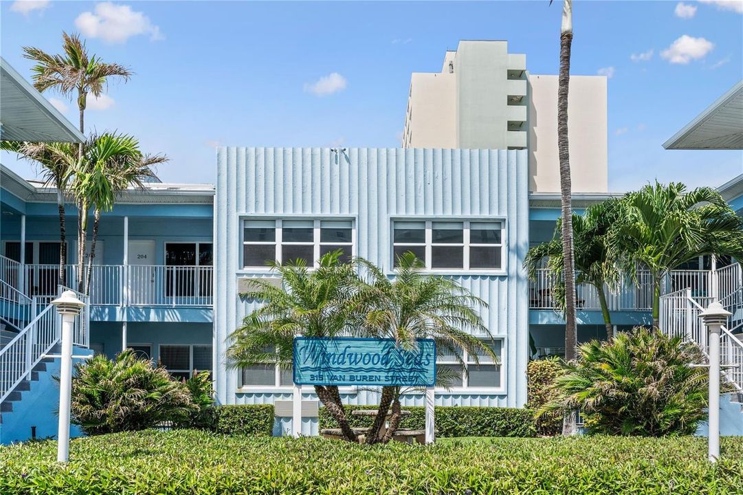 Small boutique condo at the beach