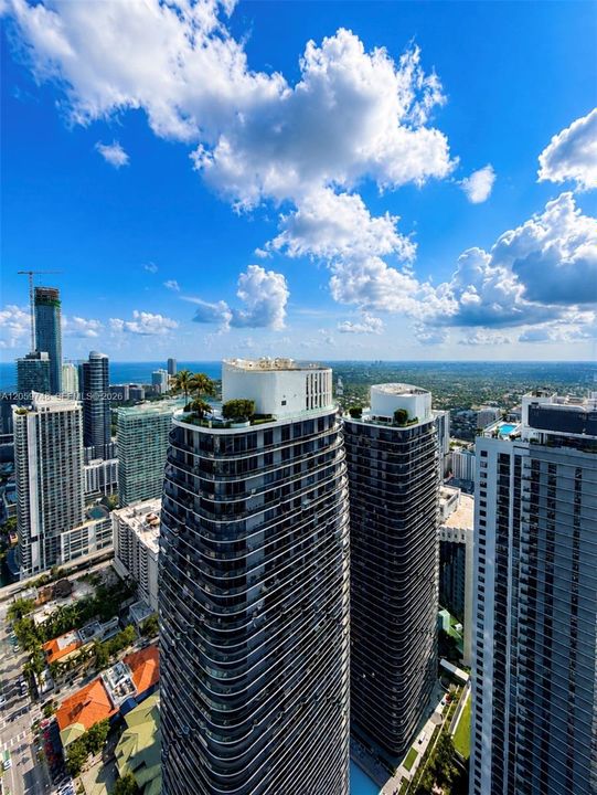 En Venta: $1,690,000 (3 camas, 3 baños, 1442 Pies cuadrados)
