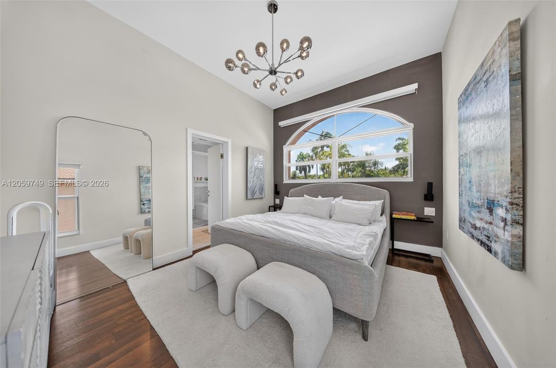 В аренду: $6,995 (3 спален, 2 ванн, 2100 Квадратных фут)