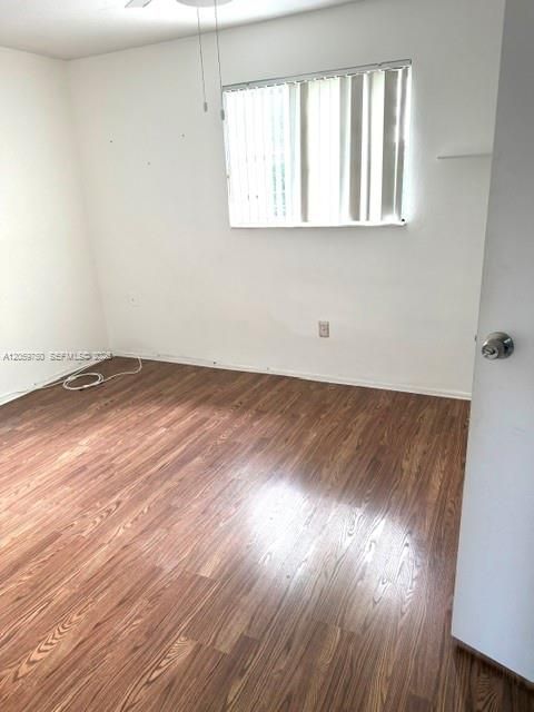 В аренду: $2,500 (2 спален, 1 ванн, 0 Квадратных фут)