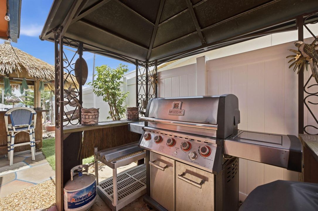 28-web-or-mls-2642-nassau-ln