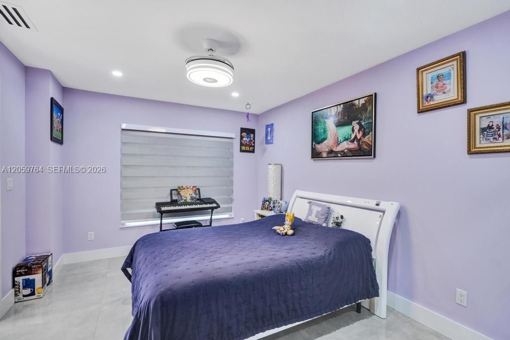 На продажу: $999,900 (5 спален, 4 ванн, 2047 Квадратных фут)