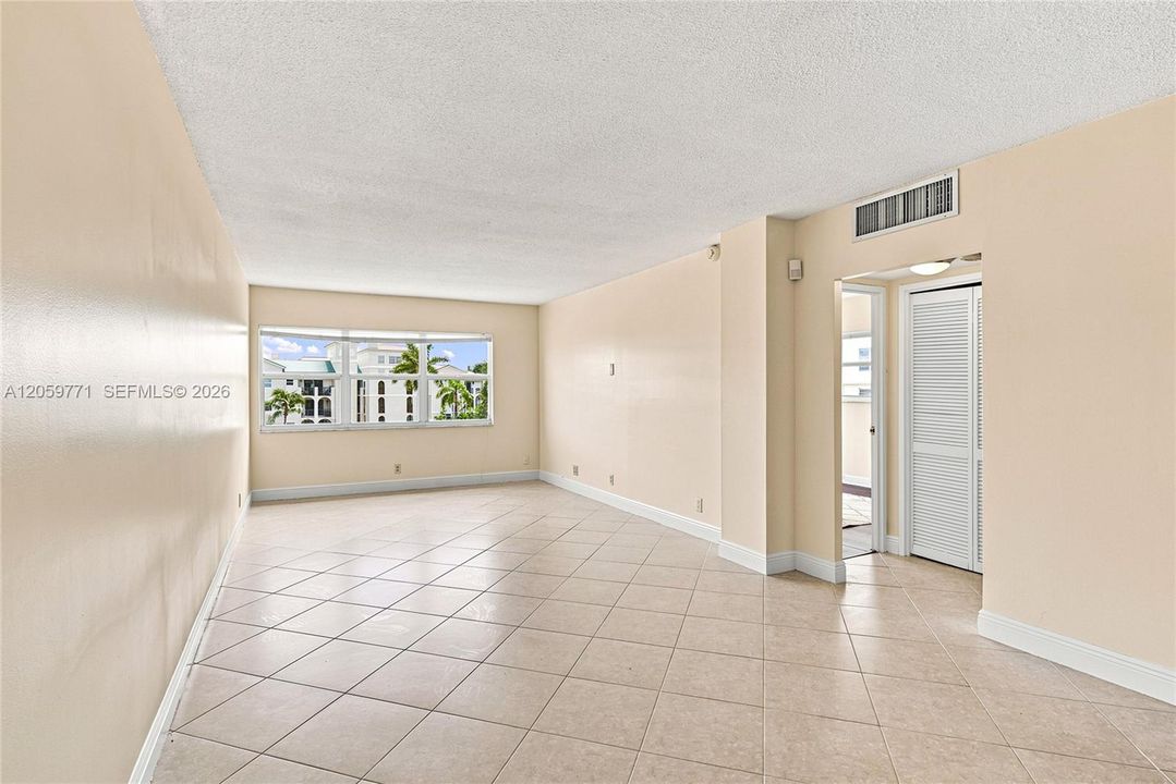 En Venta: $199,000 (1 camas, 1 baños, 720 Pies cuadrados)