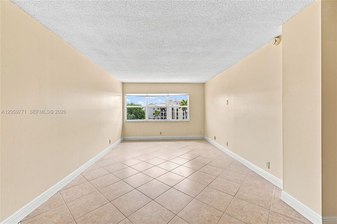 En Venta: $199,000 (1 camas, 1 baños, 720 Pies cuadrados)