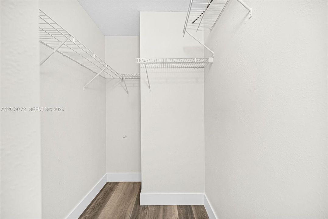 В аренду: $2,000 (2 спален, 2 ванн, 1166 Квадратных фут)