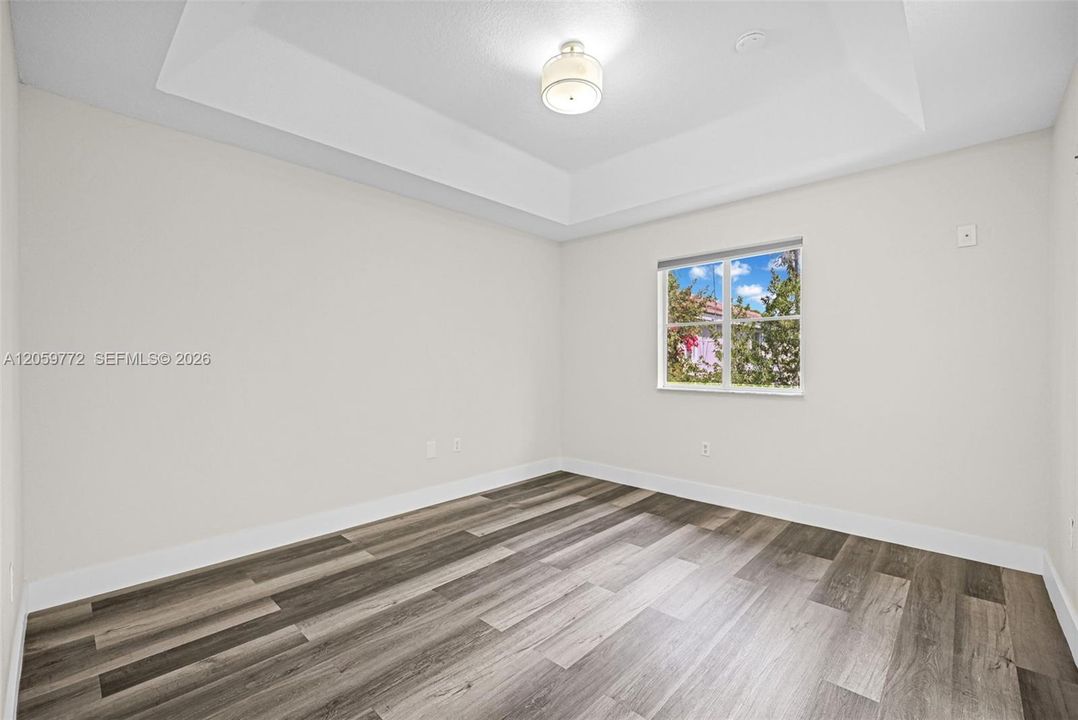 В аренду: $2,000 (2 спален, 2 ванн, 1166 Квадратных фут)