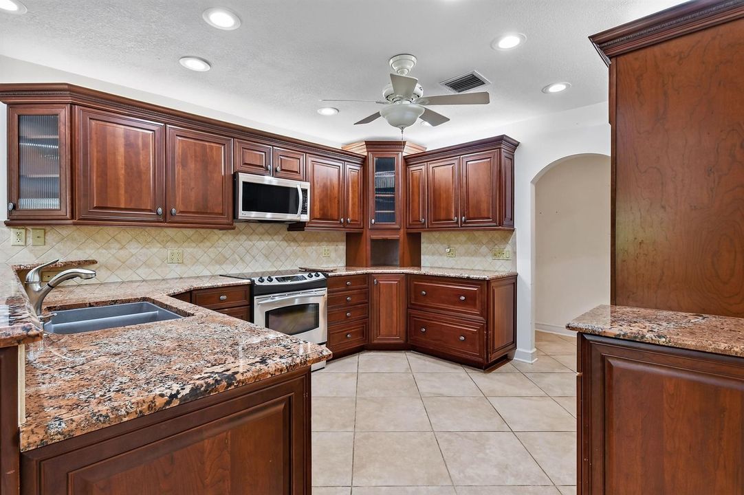 11453ShadyOaksLane(24)
