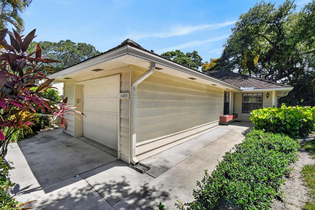 11453ShadyOaksLane(8)