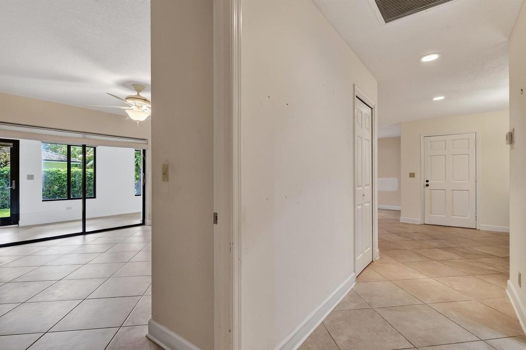 11453ShadyOaksLane(43)