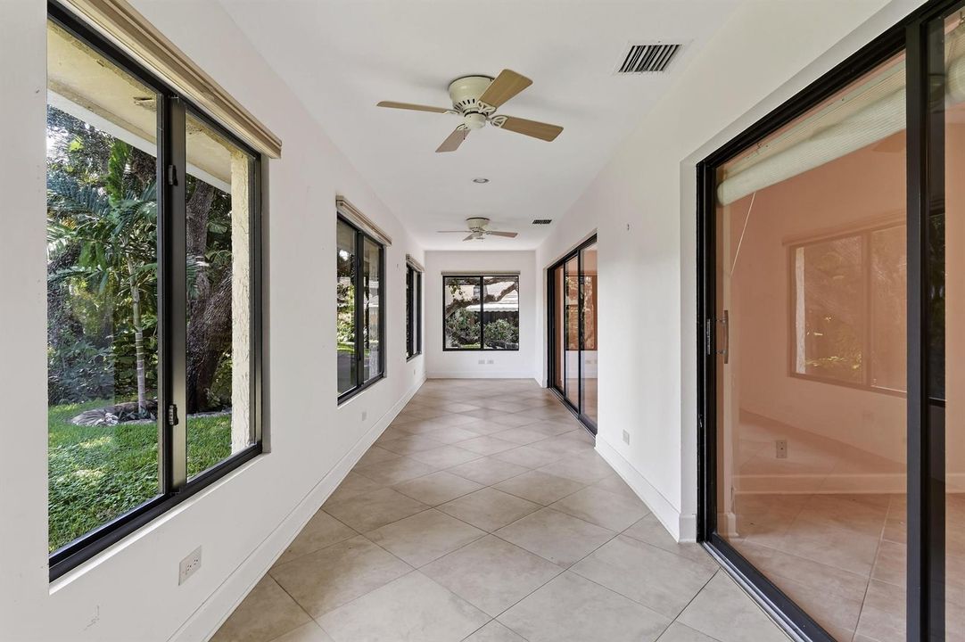 11453ShadyOaksLane(53)
