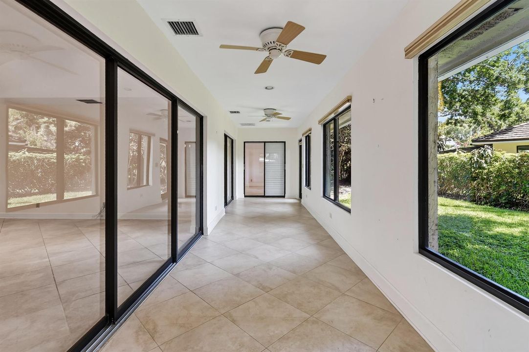 11453ShadyOaksLane(55)