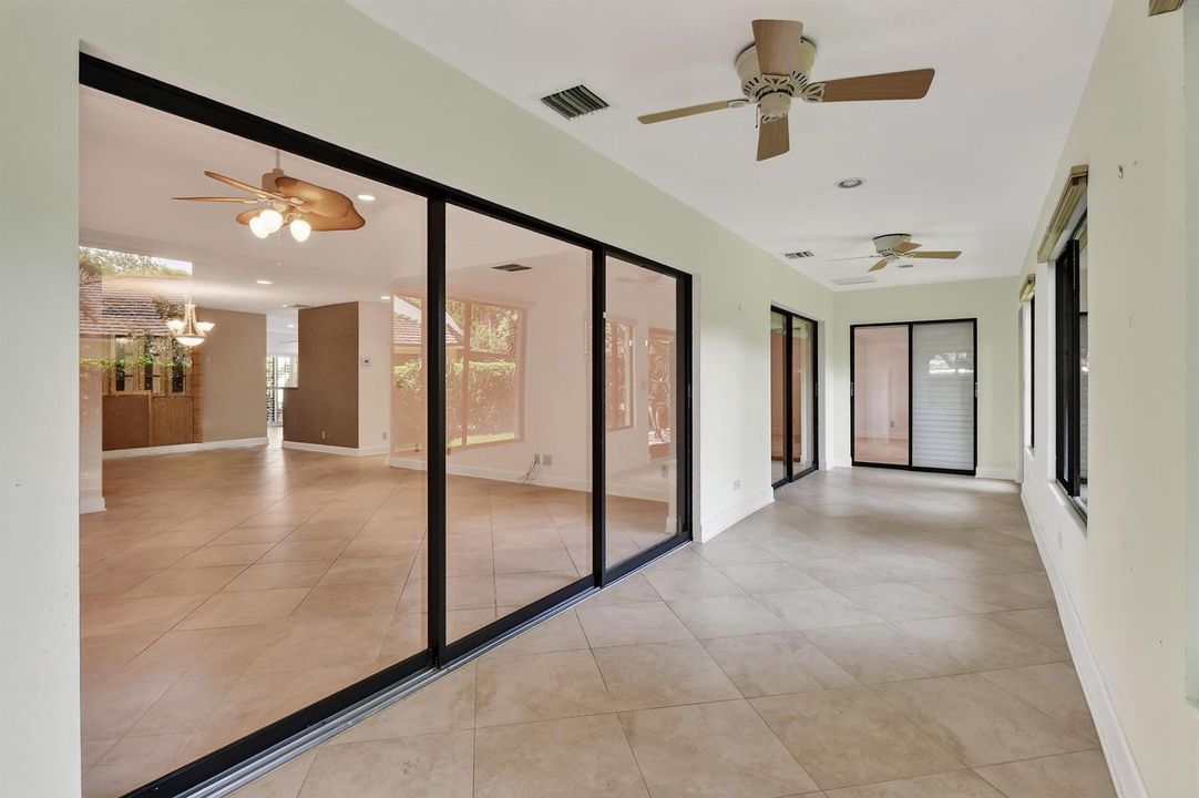 11453ShadyOaksLane(54)