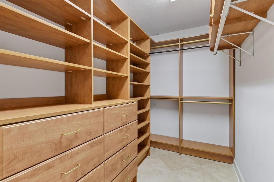 11453ShadyOaksLane(35)