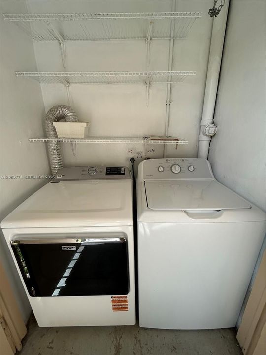 В аренду: $1,995 (2 спален, 2 ванн, 906 Квадратных фут)