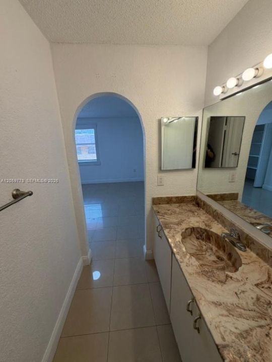 В аренду: $2,800 (3 спален, 2 ванн, 0 Квадратных фут)