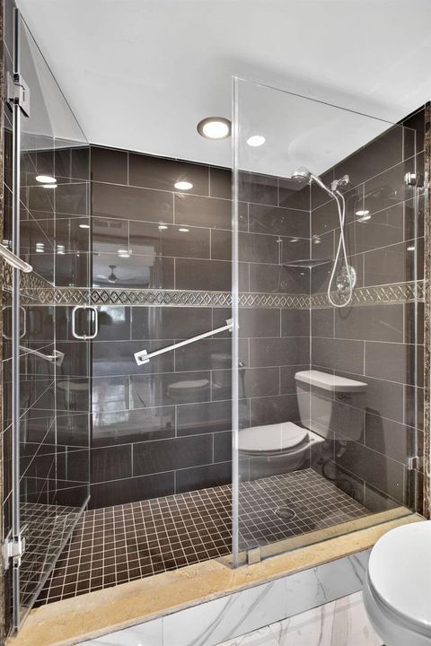 28-web-or-mls-1703-2052