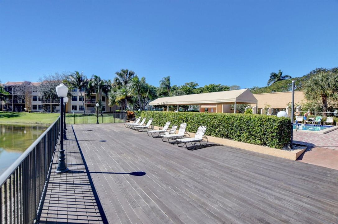 Sundeck