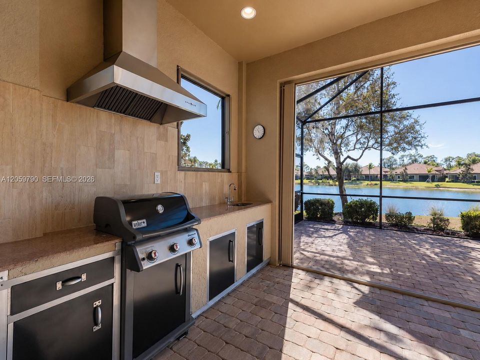 En Venta: $765,000 (2 camas, 2 baños, 0 Pies cuadrados)