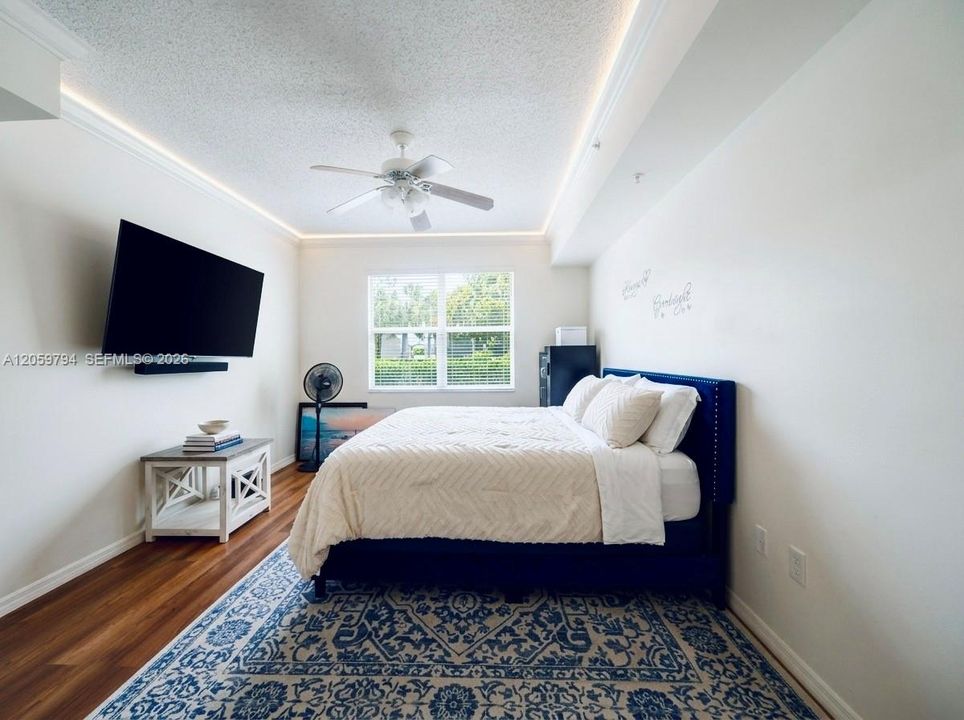В аренду: $2,600 (2 спален, 2 ванн, 1081 Квадратных фут)