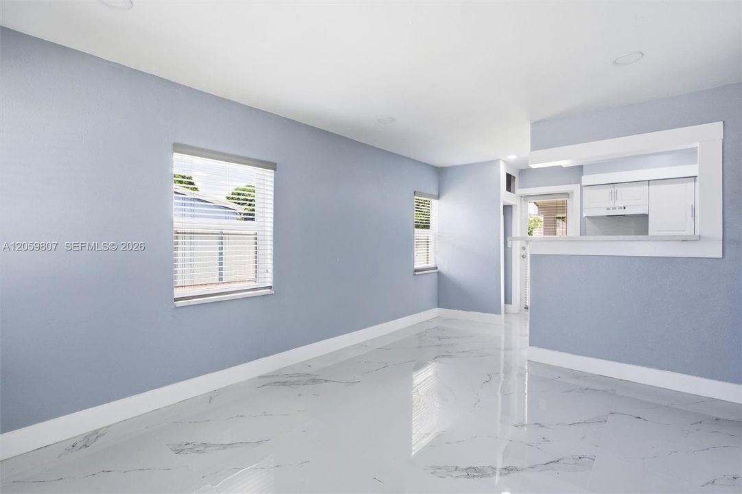 En Venta: $525,000 (3 camas, 1 baños, 864 Pies cuadrados)
