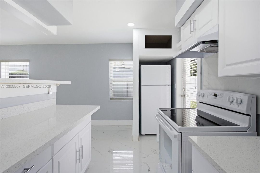 En Venta: $525,000 (3 camas, 1 baños, 864 Pies cuadrados)