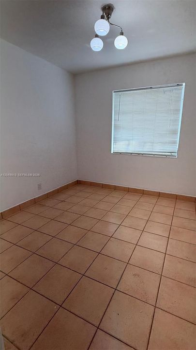 В аренду: $1,600 (2 спален, 1 ванн, 0 Квадратных фут)