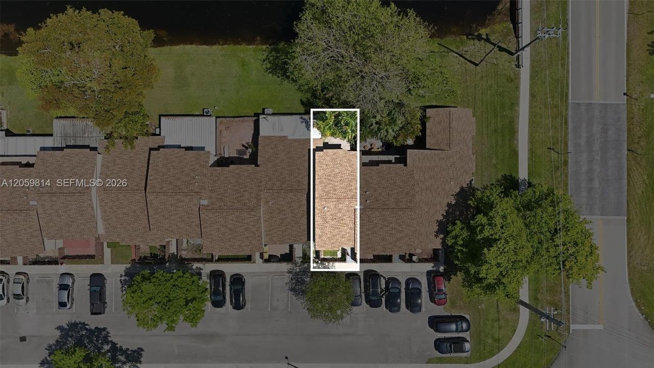 For Rent: $2,400 (2 beds, 1 baths, 1186 Square Feet)