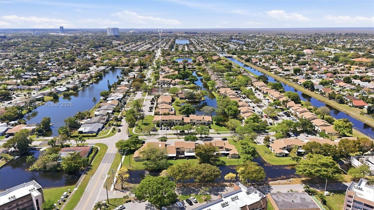 For Rent: $2,400 (2 beds, 1 baths, 1186 Square Feet)