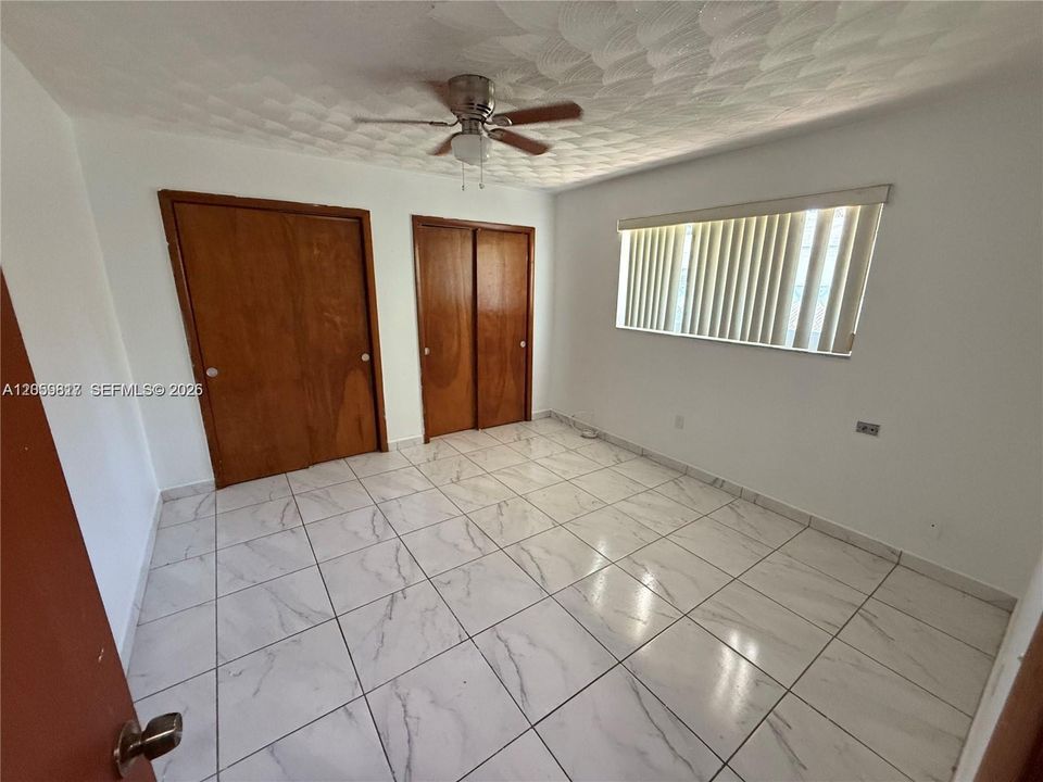 For Rent: $2,300 (2 beds, 2 baths, 1056 Square Feet)