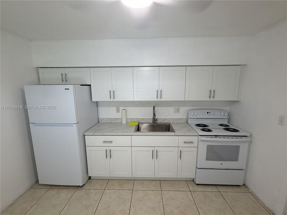 В аренду: $2,480 (2 спален, 1 ванн, 782 Квадратных фут)