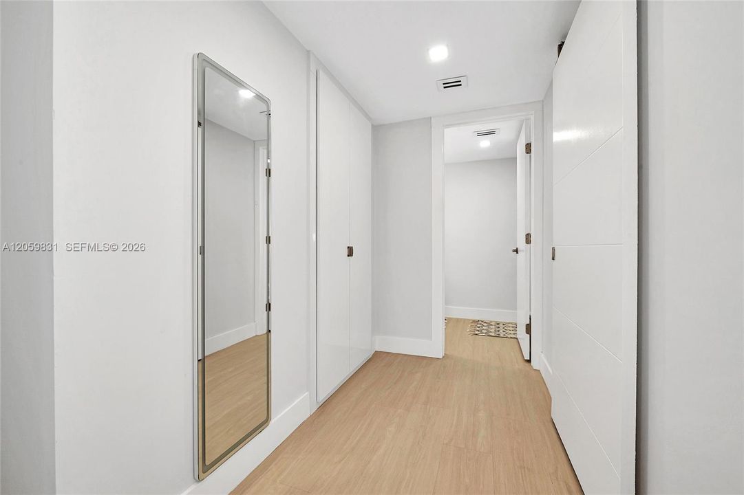 На продажу: $775,000 (2 спален, 2 ванн, 0 Квадратных фут)
