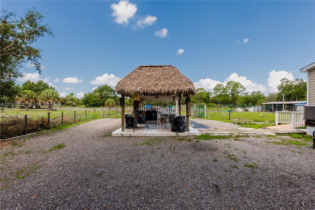 For Sale: $450,000 (3 beds, 2 baths, 1456 Square Feet)