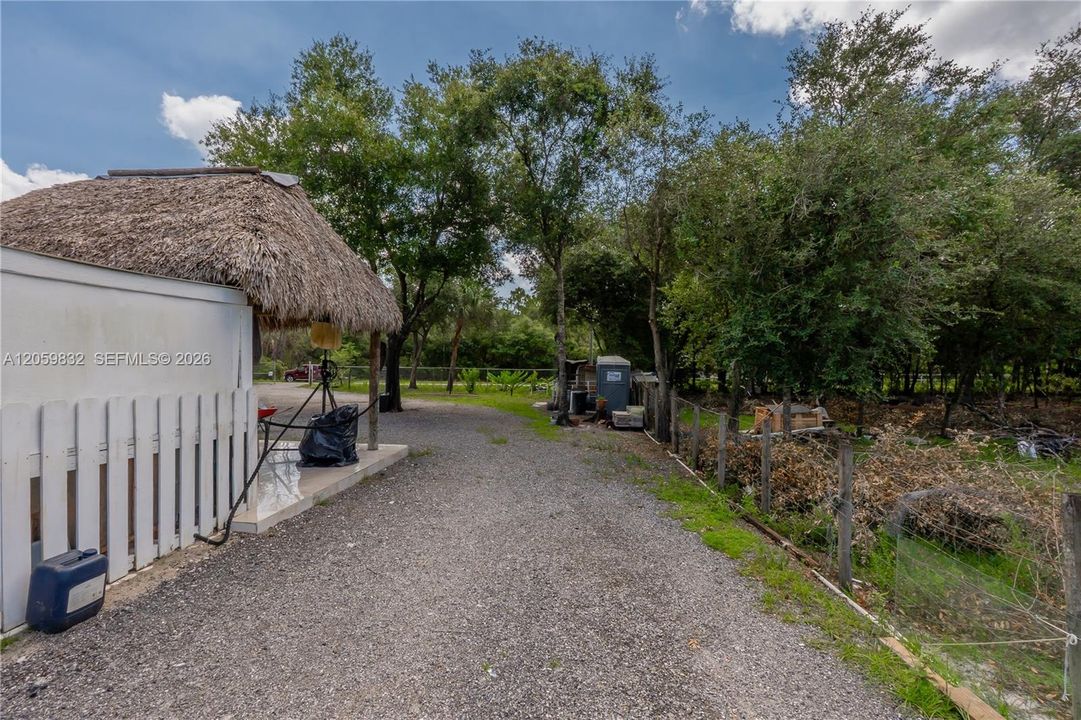 For Sale: $450,000 (3 beds, 2 baths, 1456 Square Feet)