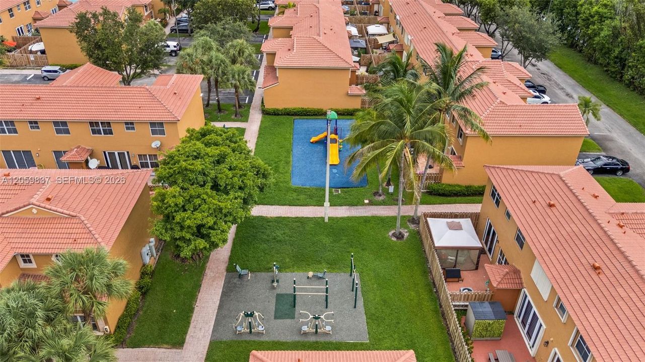 На продажу: $500,000 (3 спален, 2 ванн, 1450 Квадратных фут)