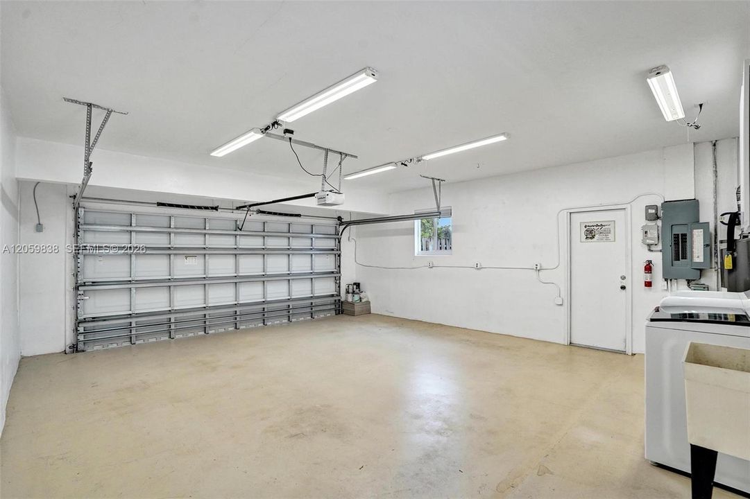На продажу: $677,999 (3 спален, 2 ванн, 1542 Квадратных фут)