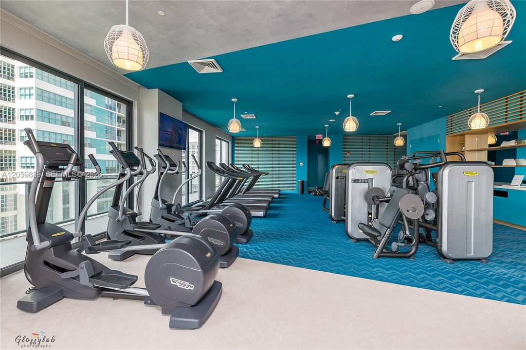 For Rent: $4,500 (1 beds, 1 baths, 673 Square Feet)