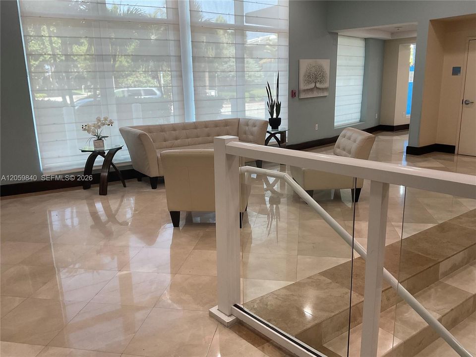 В аренду: $3,900 (1 спален, 1 ванн, 1109 Квадратных фут)